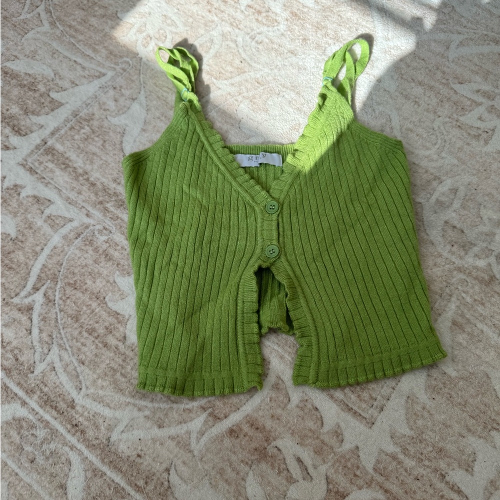 grey bandit green button tank